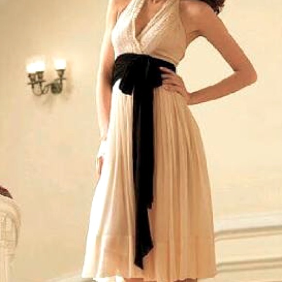 Cream halter midi dress with beautiful black sash. - Picture 1 of 3